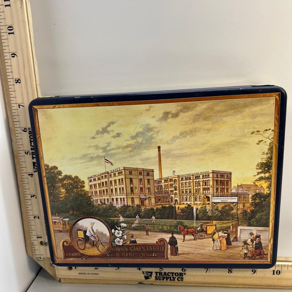Vintage Bahlsen Hannover Cakes Factory Tin Decorative Collectible Storage Box